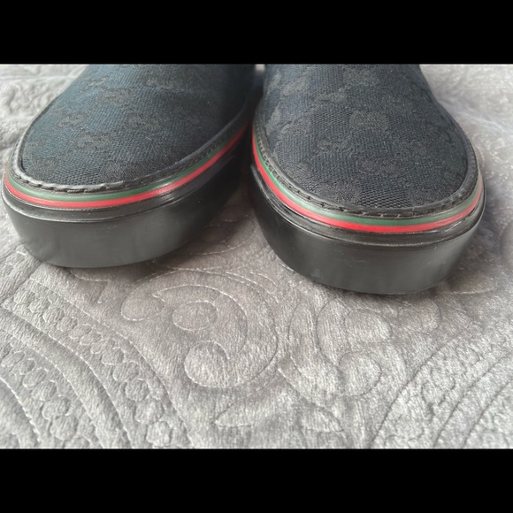 Black Authentic Gucci sneakers main image 8